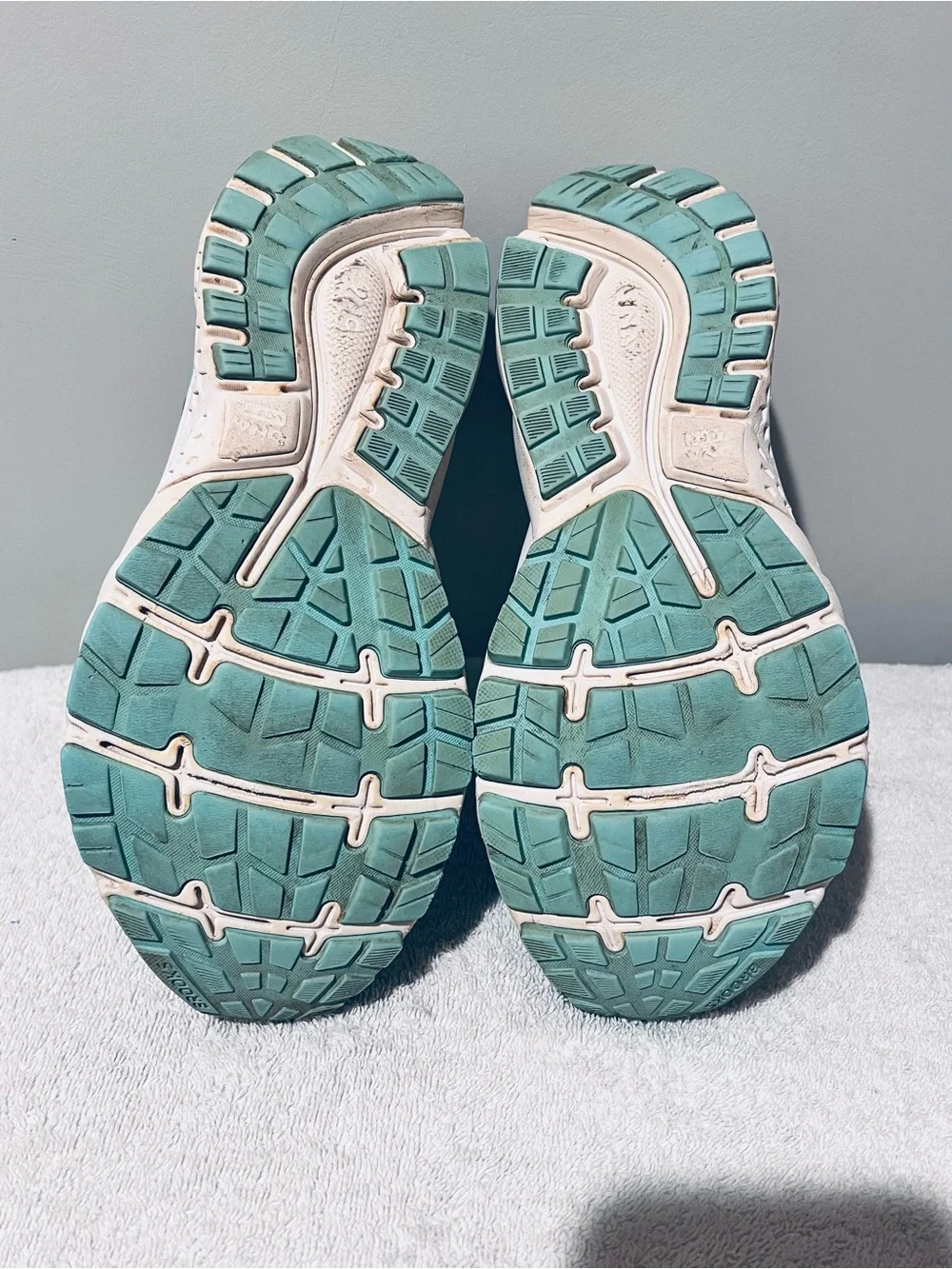 Brooks Ghost 11 Running Shoes Women’s Size 9.5 Blue Navy/Aqua 1202771B493